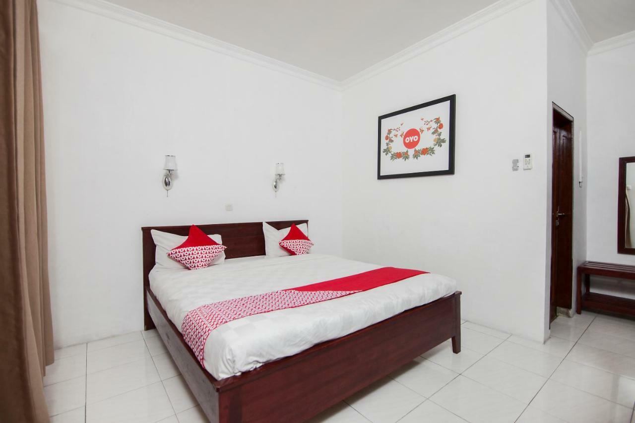 Oyo 796 Penginapan Fergael Pematangsiantar Exterior foto